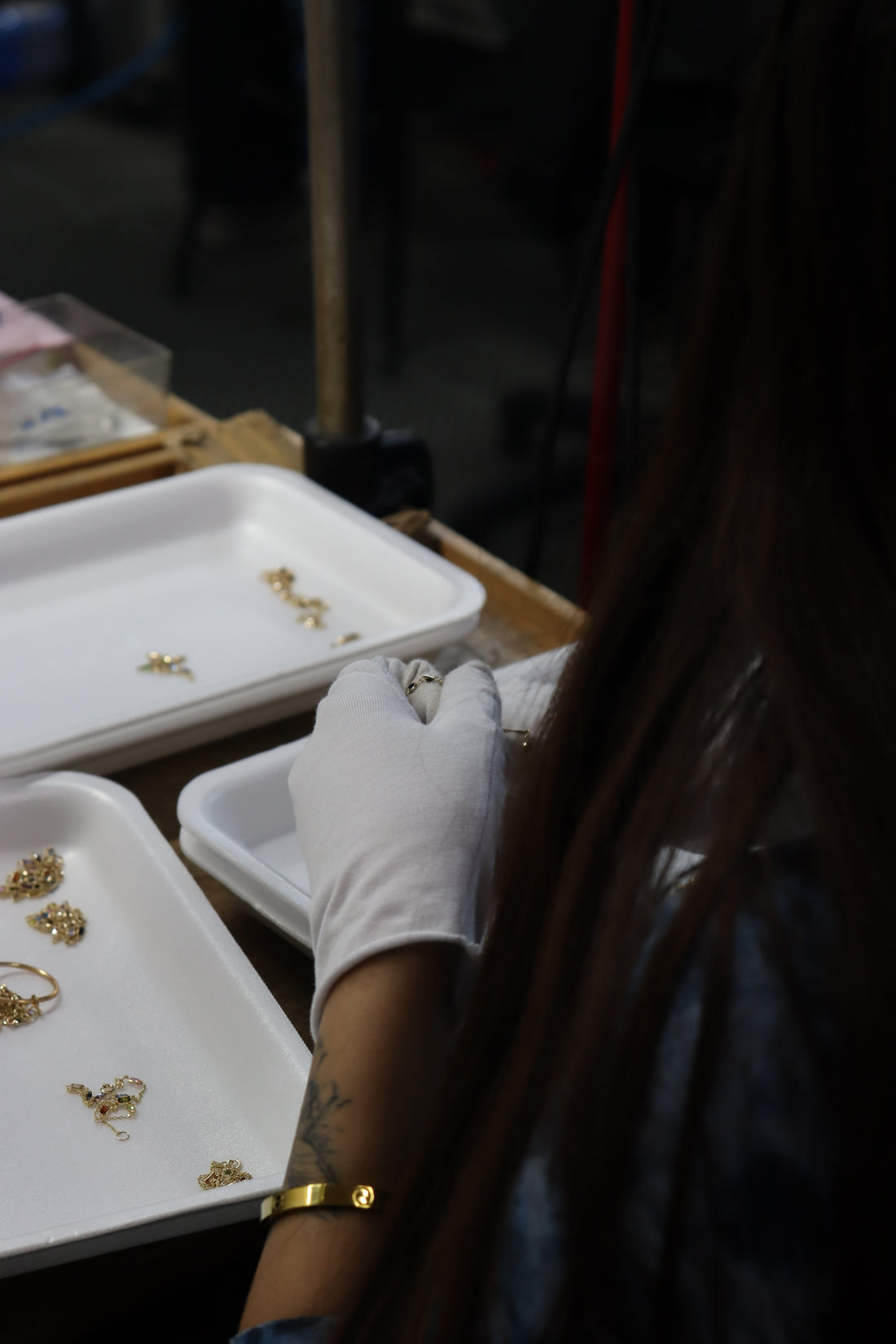 What Is the Difference Between Hand-Wrapped and Cast Stone-Set Jewellery?