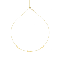 Vastgehouden in gouden ketting